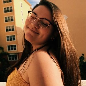 Meet your Posher, Zoe